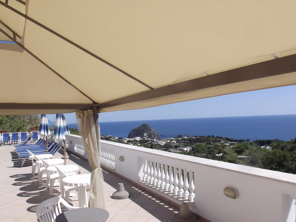 Hotel La Ginestra Forio  Exterior photo