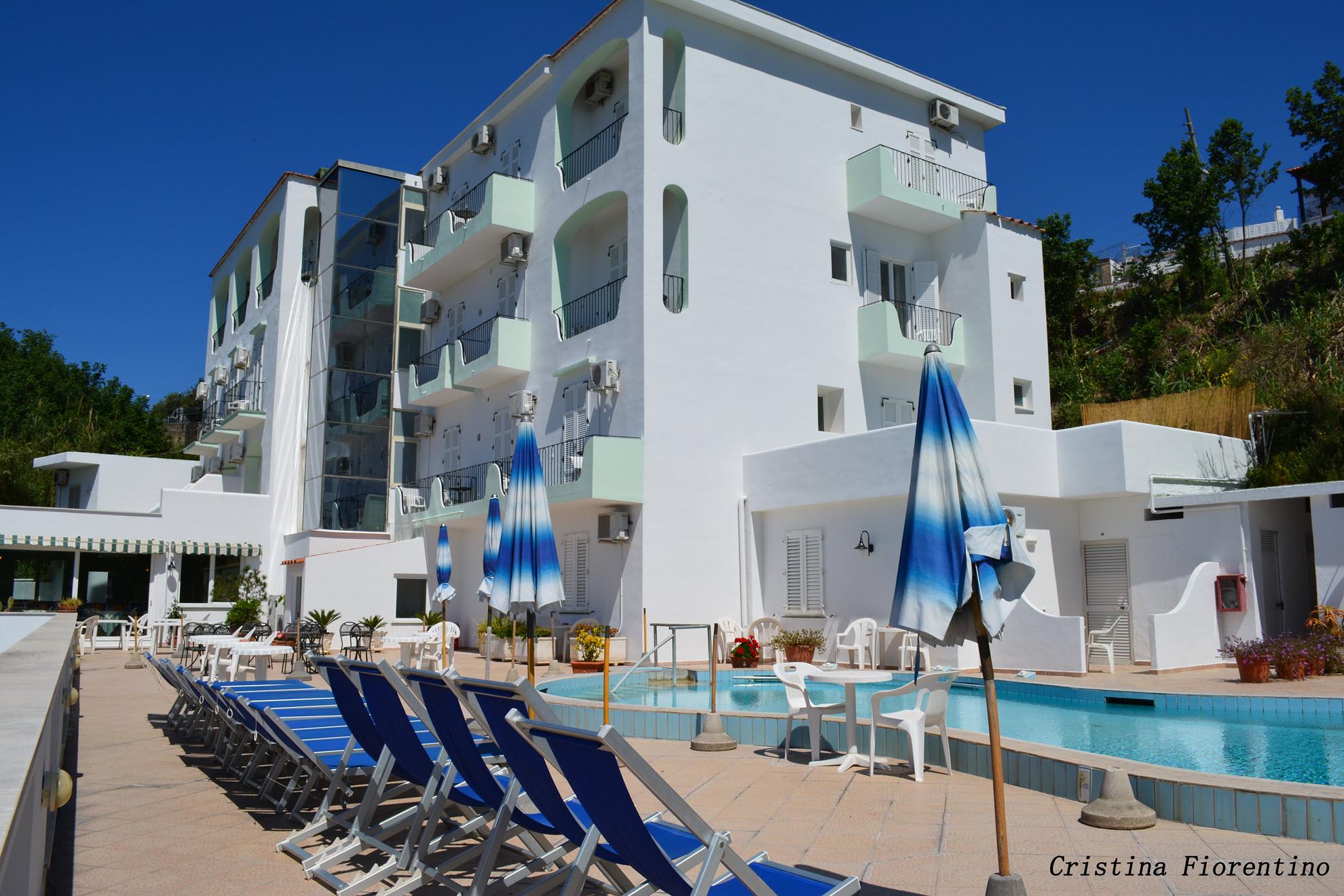 Hotel La Ginestra Forio  Exterior photo