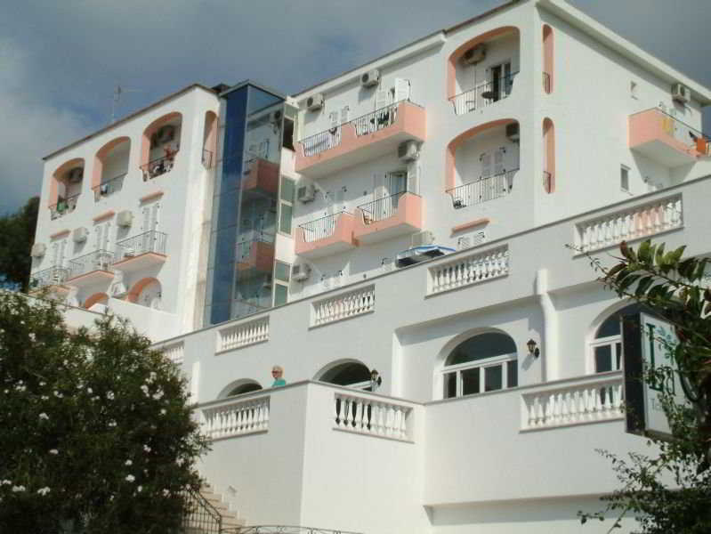 Hotel La Ginestra Forio  Exterior photo